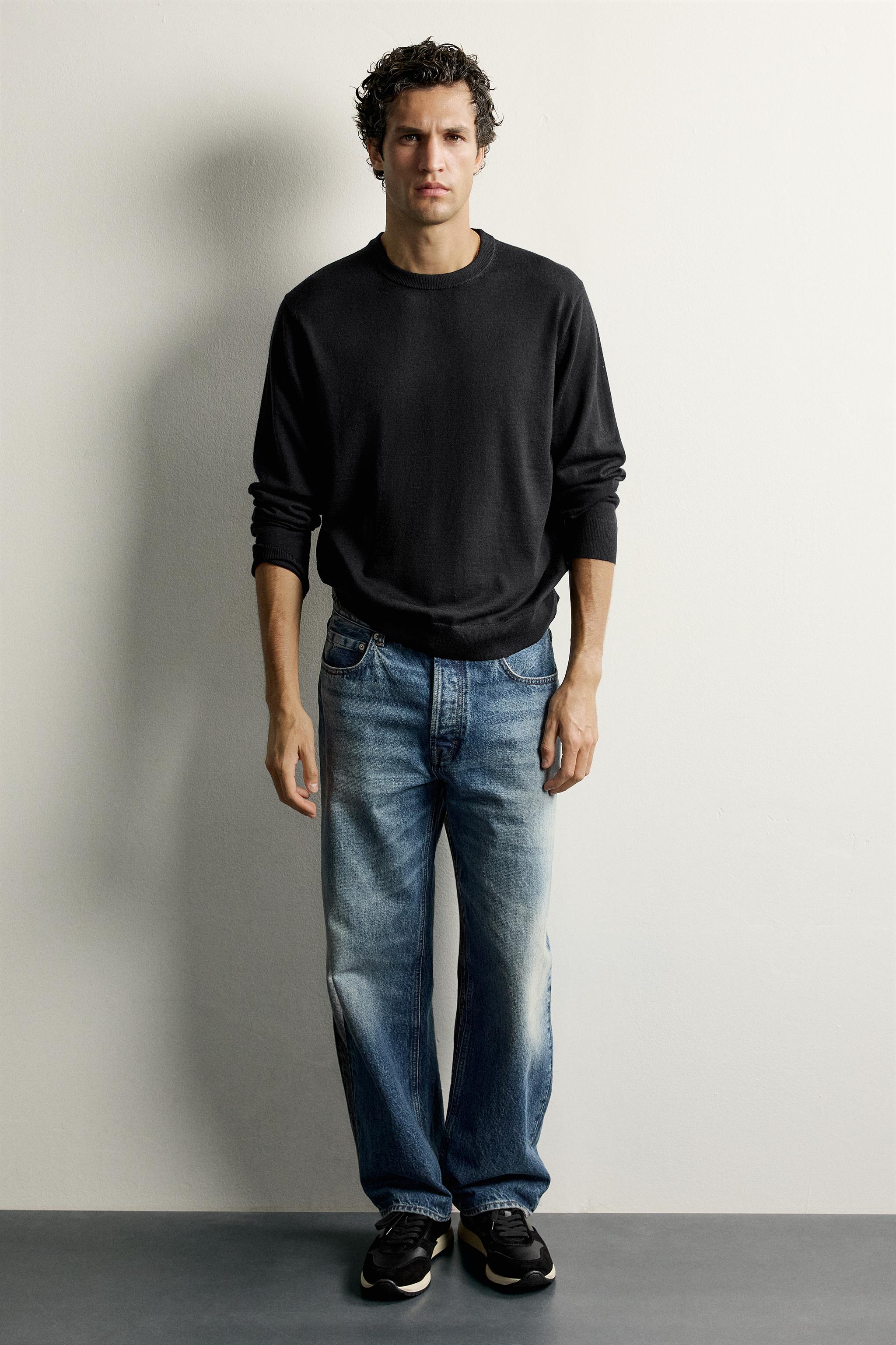 CASUAL SNEAKERS WITH LEATHER DETAILS